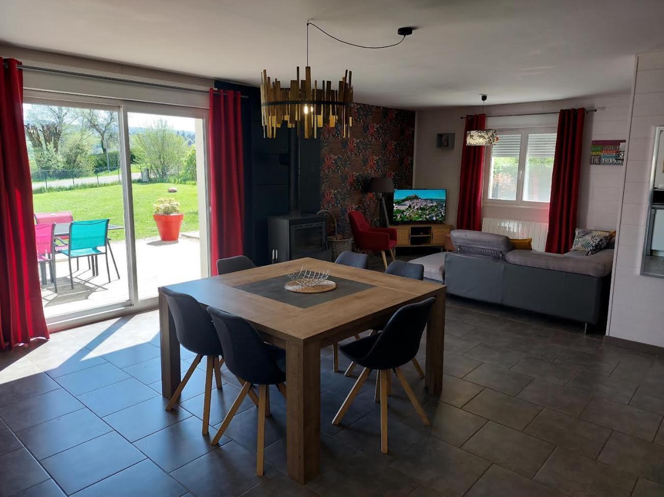 Entre Lacs Et Montagnes , Maison Individuelle,Lits Prepares, Parking Et Menage Inclus Baresia-sur-l'Ain Εξωτερικό φωτογραφία