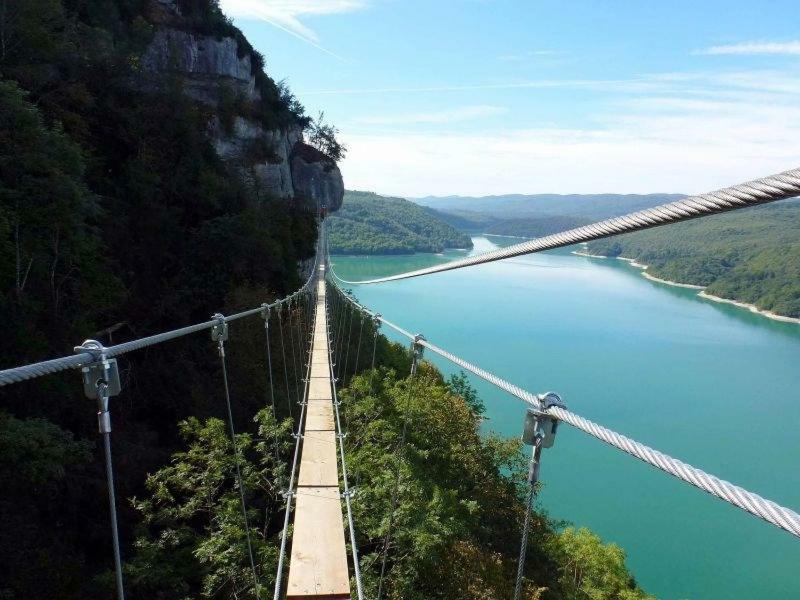 Entre Lacs Et Montagnes , Maison Individuelle,Lits Prepares, Parking Et Menage Inclus Baresia-sur-l'Ain Εξωτερικό φωτογραφία
